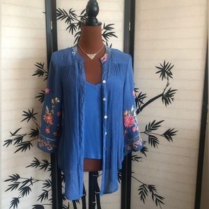 Embroidered Top with Camisole Women’s Size Petite Large